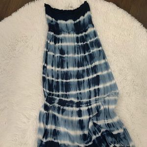 Tie-dye strapless maxi dress